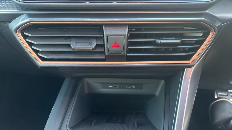 CUPRA Leon 1.5 eTSI 150 V2 5dr DSG Petrol Hatchback